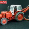 Plus Model 338 - Sowjetische Planierraupe/Trecker Belarus 1:35