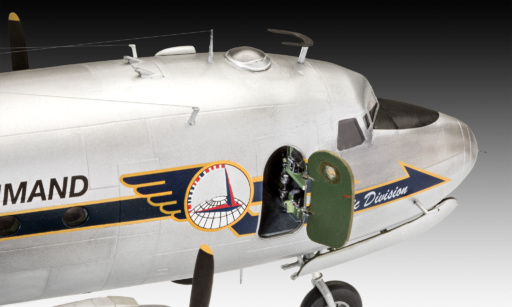 Revell 03910 - C-54D Berlin Airlift "70th Anniv  - 1/72 – Bild 3