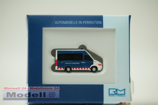 Rietze (16970) - Iveco Daily Mossos dÉsquadra, 1:160