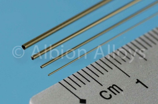 Messing-Mikro-Rohr-0-3x0-1x305-mm-AxI-VE3-PG-C-AAMBT03_b_0.JPG