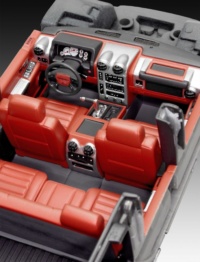 Revell 07186 - Hummer® H2 Plastik-Modellbausatz 1/25